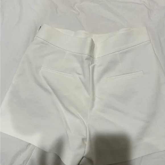 Zara High Waist White Shorts - Picture 2 of 6